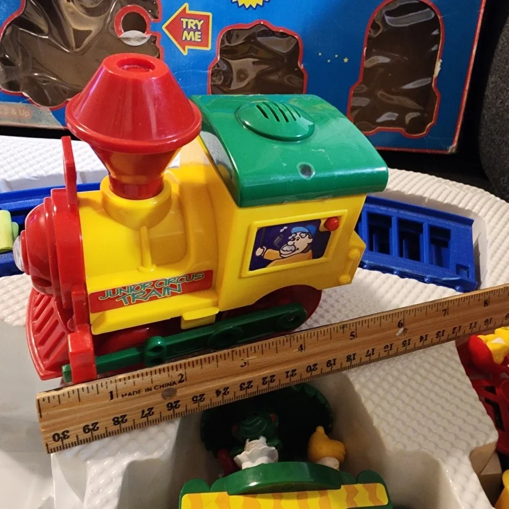 Vintage Peek-A-Babe Battery Operated Musical Circus Train READ DESCRIPTION‎